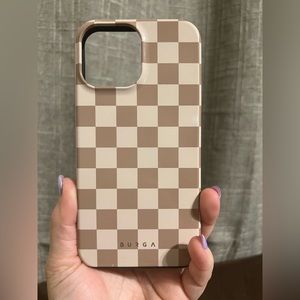 Burga iPhone 13 Pro Max. Small Imperfection at bottom. Mag safe compatible.